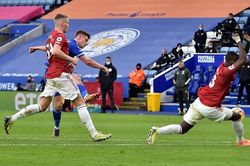 MU phòng ngự kém: Solskjaer phải làm gì?