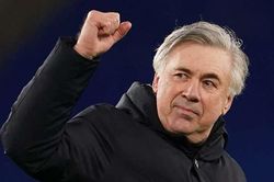 Everton leo lên xếp thứ 2, HLV Ancelotti không tin vào mắt mình