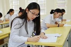 Quảng Ngãi thu hồi 3,5 tỷ đồng khen thưởng học sinh