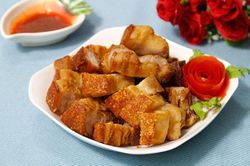Biến tấu món thịt ba chỉ chiên giòn bì, thấm gia vị