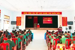 Huấn luyện chuyển loại chuyên nghiệp quân sự cho 90 quân nhân chuẩn bị xuất ngũ
