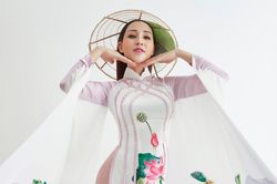 Ca sĩ Khánh Ly bất ngờ bén duyên nhạc dân gian