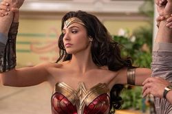 'Wonder Woman 1984': Bất chấp khen chê lẫn lộn, nhà sản xuất tuyên bố làm tiếp phần 3