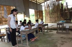 Giáo viên ngậm ngùi 20 năm dạy học chưa một lần được thưởng Tết
