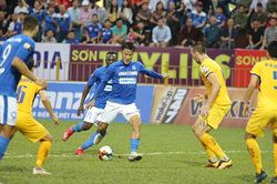 Chuyển nhượng V-League: Mạc Hồng Quân trễ hẹn Than Quảng Ninh vì lý do đặc biệt