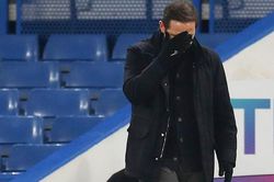 Cựu sao Arsenal chỉ đích danh 2 tội đồ của Chelsea trong trận hòa Aston Villa