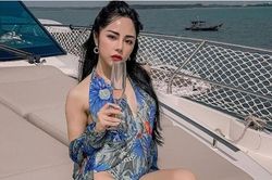 Tình mới Huỳnh Anh bị soi 'nách thâm - rạn da - hình xăm hầm hố'