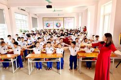 Nghệ An: Bàn giải pháp nâng cao chất lượng dạy học lớp 1 CTSGK mới