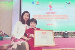 Hai tấm gương khuyết tật được vinh danh 'Tỏa sáng nghị lực Việt năm 2020'