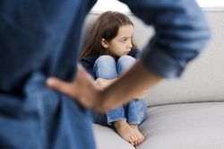 Những lời nói làm thui chột niềm tin và sự hồn nhiên của con trẻ