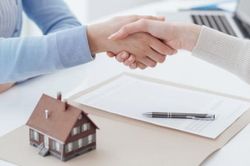 Thủ tục ký hợp đồng mua bán nhà ở có sẵn