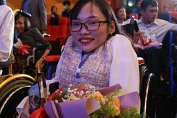 'Tỏa sáng nghị lực Việt' tôn vinh những tấm gương khuyết tật