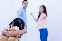 Chán nhau rồi có nên kéo dài cuộc hôn nhân hay đường ai nấy đi?