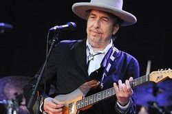 Hoàn thành chuyển nhượng toàn bộ bản quyền của Bob Dylan