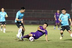 CLB Hà Nội, TP.HCM thất bại trong ngày ra quân giải Tứ hùng HTV Cup