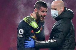 De Gea đau đớn dù va nhẹ vào 'đá tảng' Adama Traore