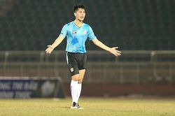 Đình Trọng, Duy Mạnh chưa khiến Hà Nội FC yên tâm
