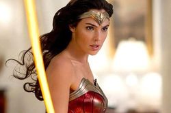 'Wonder Woman 1984' lập kỷ lục doanh thu mùa Covid-19