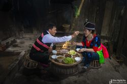 Thơm 'điếc mũi' thịt chuột rừng nơi Cổng trời Mường Lống