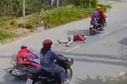 Truy xét 2 đối tượng giật giỏ xách kéo lê người phụ nữ trên đường