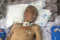 Hai con nguy cơ nghỉ học giữa chừng vì bố nguy kịch sau xuất huyết não