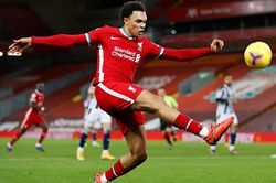 Alexander-Arnold gây sốt với đường chuyền đẹp nhất năm ở trận hòa Newcastle