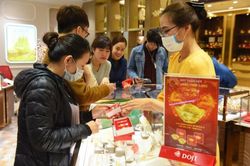 Giá vàng SJC tăng 'dựng đứng' ngày cuối cùng của năm