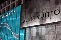 LVMH và Tiffany cuối cùng cũng 'về chung nhà'
