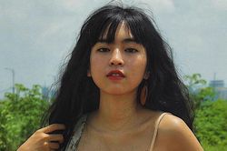 Giữa bão scandal, Khánh Vân lên tiếng 'Dăm ba cái chuyện đời' nhưng sao lại khóa luôn bình luận thế này?