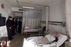 Người đàn ông 'ăn dầm ở dề' trong bệnh viện suốt 6 năm, hành động của gia đình anh ta còn ngạc nhiên hơn