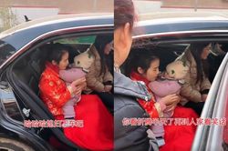 Cô dâu khóc lóc đòi hủy hôn, biết nguyên nhân ai cũng chê trách chú rể và nhà trai