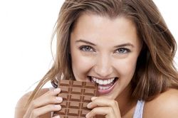 Điều gì xảy ra với cơ thể khi ăn socola vào bữa sáng?