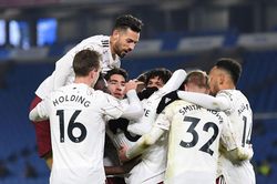 Cựu sao Arsenal không tin Pháo thủ lọt top 4
