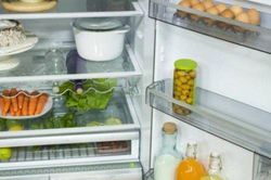 Chuyên gia dinh dưỡng đưa lý do vì sao không nên để thức ăn nóng vào tủ lạnh
