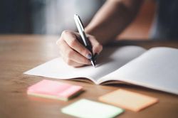 Cô bé 12 tuổi viết thư nhắn nhủ bản thân về điều quan trọng nhất trong cuộc sống