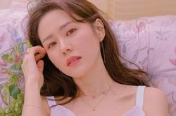 Son Ye Jin - bạn gái Huyn Bin 'có tất cả' của showbiz Hàn