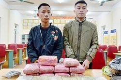 Bắt 2 đối tượng vận chuyển 12 bánh heroin cùng 54 nghìn viên ma túy