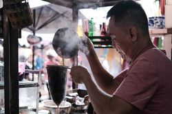 Sài Gòn cà phê sữa đá