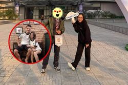 Bức ảnh hot nhất hôm nay: Nhật Lê rạng rỡ cầm biển 'Hải quay xe', không biết có ý gì đây?