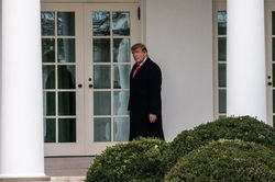 Ông Trump có thể bị truy tố vì cuộc gọi với tổng thư ký Georgia