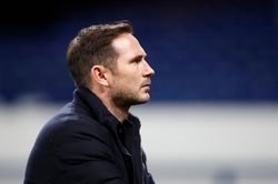 Chelsea khủng hoảng phong độ - chờ phản ứng của Lampard