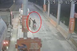 Côn đồ tấn công nhân viên BOT