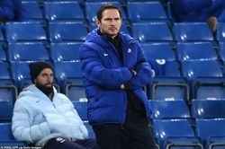 Thua thảm Man City, Chelsea tính chuyện sa thải HLV Lampard