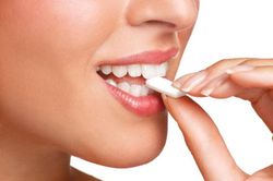 Các thói quen phổ biến khiến bạn ngày càng nhiều nếp nhăn