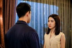 Cú điện thoại từ nhà nghỉ của vợ cũ khiến tôi bàng hoàng