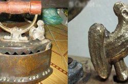 Bí mật về 'bàn là con gà' được săn lùng có giá hàng trăm tỷ đồng là gì?