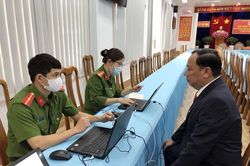 Cà Mau cấp thẻ căn cước công dân gắn chíp điện tử