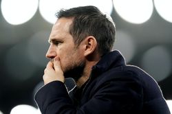 Nguyên nhân khiến Chelsea của Lampard trượt dài