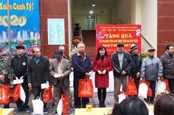 Dành gần 518 tỷ đồng tặng quà Tết Tân Sửu 2021 cho người có công