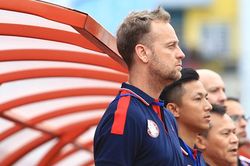 'CLB TP.HCM đặt mục tiêu vượt qua Hà Nội FC'